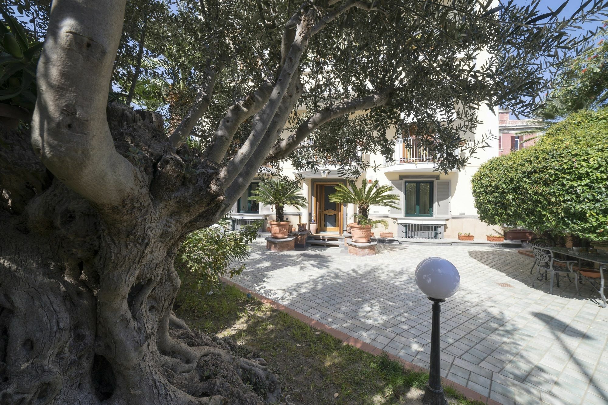 B&B 'O Sole Mio! Naples Exterior photo